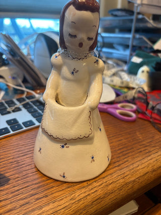 Vtg. DeLee Pottery (1930-1950) Girl w/Apron Planter, 7" RCD