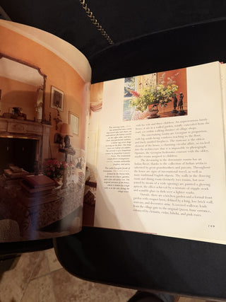 English Country: Living in England's Private Houses #62 VV MTS