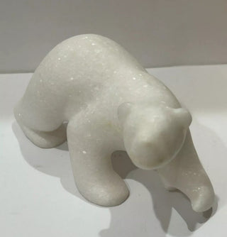 #62 VV Canadian white Marble Polar Bear Hand carved figurine MTS|61020
