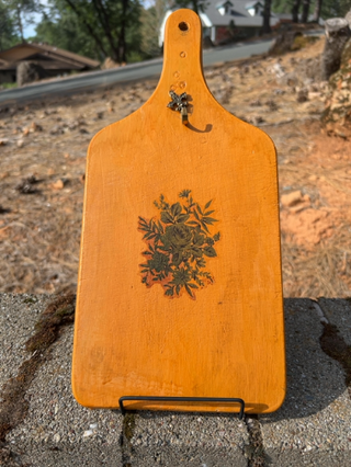 Vintage decorative wooden cutting board MTS