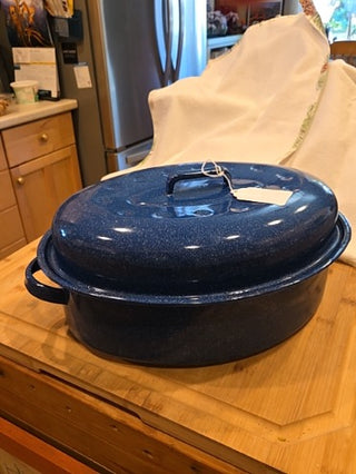 Speckled blue enamelware roaster. RSV