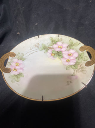 Plate with gold handles rsv