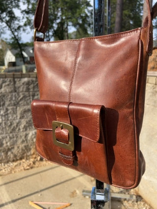 12F The Leather Store Cognac Crossbody Purse MTS