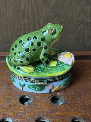 BOX: frog trinket box MTS|76385