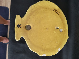 1955 8" Chalk Ware Fruit Basket Wall Plaque RCD|96417