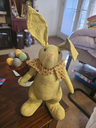 Vintage Bunny W/Basket of Eggs RSV|162976