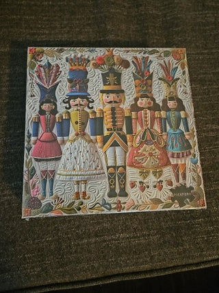 RM726-Nutcracker Puzzle