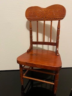 #2846 Press Back Doll Chair  RSV