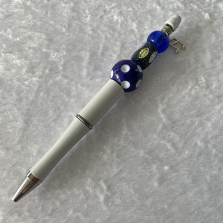 handmade beaded pen, blue & white RSV