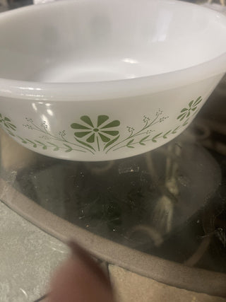 pyrex ovenware, green daisy casserole, baking dish rsv