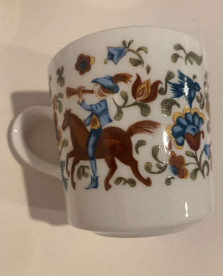 Vntg Corning Troubadour mug set/4. MTS|135307