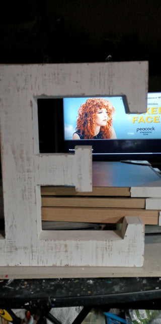 Big letter E rsv|102820