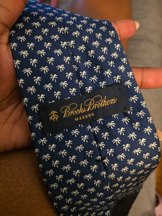 NEW - Brooks Bros. Blue/White palms Neckties