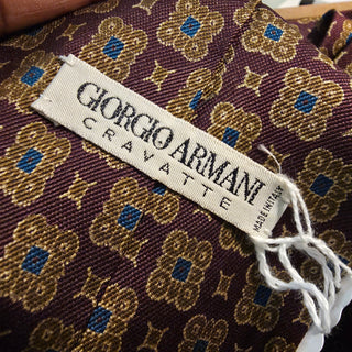 NEW - bri.craftique - Giorgio Armani Burgundy Medallion Necktie