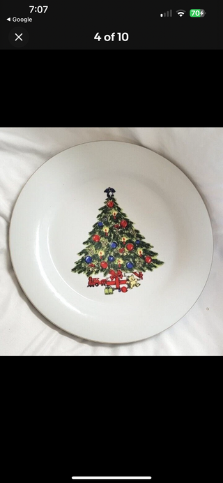 MJ94- 16 Christmas Dinner & Salad plates  MTS|134396