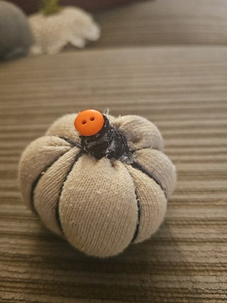AD. Khaki Sock Pumpkin