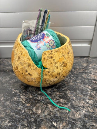 Handmade Gourd Yarn bowlw/yarn&needles|83314