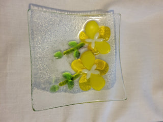 Dynasty Gallery 4" Fused Glass Dish, Flowers Pattern RCD
