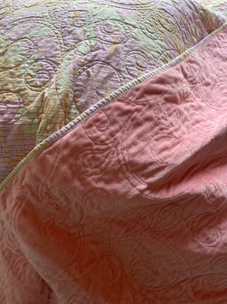 Handmade quilt, preppy pod pink