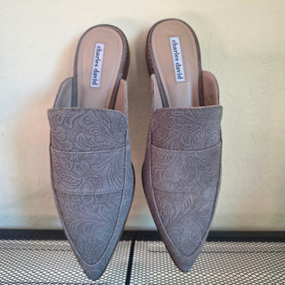 NEW - Women's - Charles David Beige Leather Embossed Mules/Shoes (10)