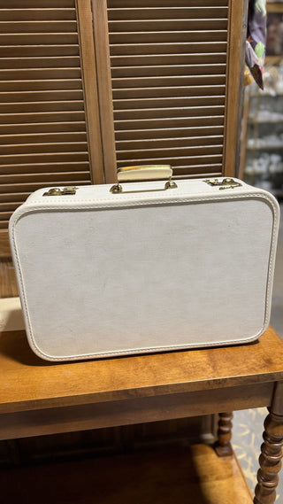 White Starfrost Vintage Suitcase Bar RCD|122890