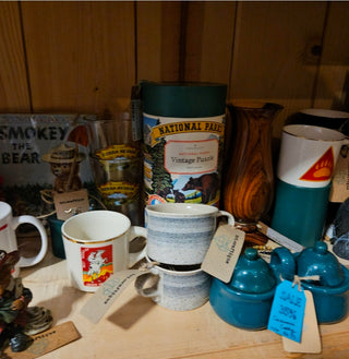 $5 SALE - Vintage Boy Scouts/Bear Paw Ceramic Mug