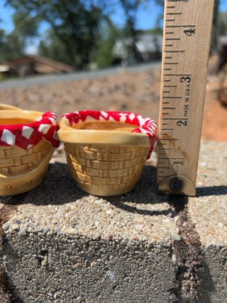 Set of 4 Dept 56 Wicker Picnic Basket Tea Cups Red Riding Hood