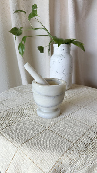 Marble Mortar & Pestle (LZD - RSV)|95823