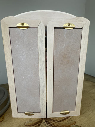 AJ - Trifold Small Tabletop Mirror MTS|79370