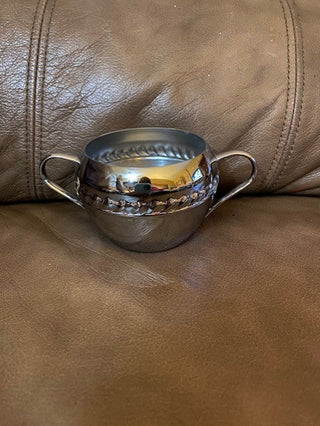 Small chrome container with  2 handles