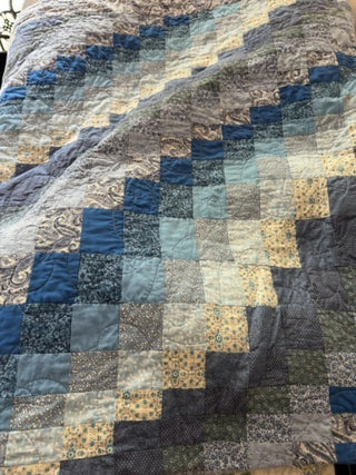 Handmade Machine Sewn Patchwork Quilt 74x76
