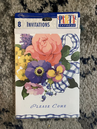 Hallmark Floral Themed Party Invitations (Pack of 8)  RCD