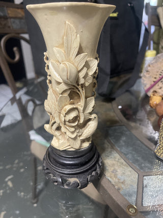 vintage carved Chinese vase rsv
