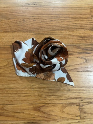 vtg brown floral scarf