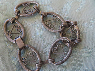 Silver tone round link bracelet RCD