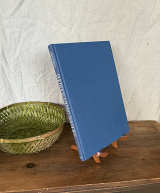 (Vintage) 1988 Photographing Wildlife hardback (LZD-RSV)