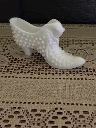 Vintage Fenton Milk Glass Hobnail Cathead White Slipper-RCD|82566