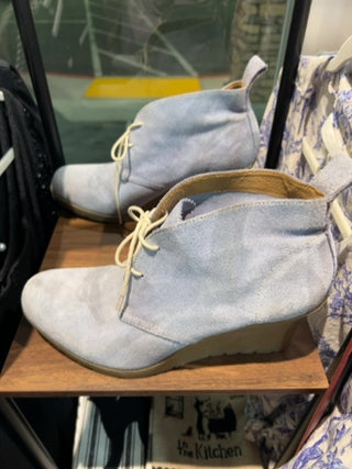 Dr Martens Mandy Suede Wedge Ankle Boots Size 11