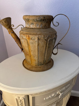 Vintage watering can RCD
