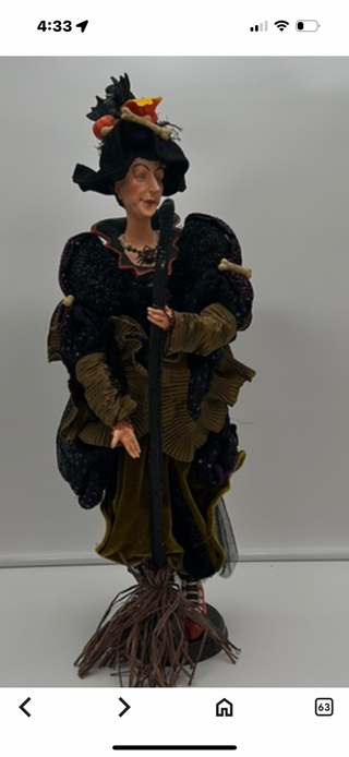 Purple & Black Halloween Witch holding broom #63 VV MTS