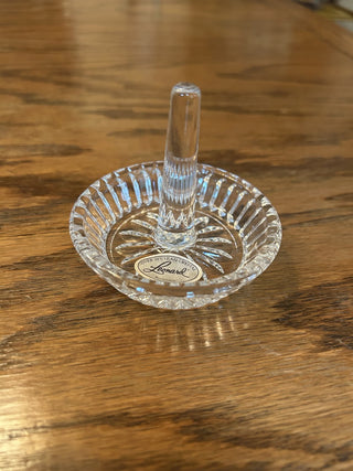 Vintage Crystal RIng Holder   MTS|99532