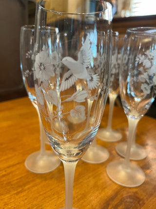Vintage Avon 24% Lead Crystal Etched Hummingbird Champagne Flute RSV