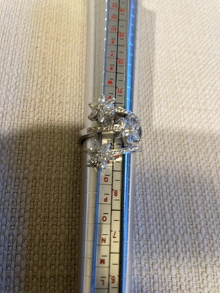 Floral crystal ring size 9 1/2 Silvertone