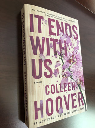 It Ends With Us Paperback RSV B22|98389