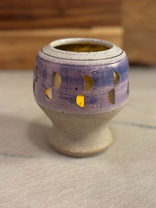 ceramic candle metalic violet