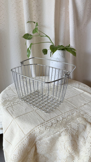 Chrome Basket w/ Handle (LZD - RSV)|95818