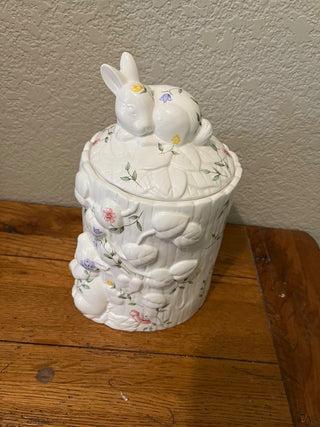 Vtg Johnson Brothers Summer Chintz 9” Cookie Jar Rabbit Bunny Garden 3D Floral|152431