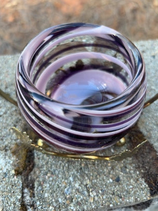 JP purple-and-white swirled art glass votive or tealight candle holder brass stand