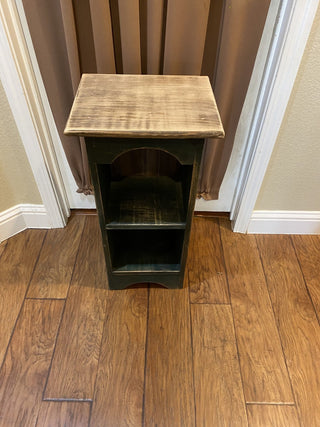 Amish-style handcrafted rustic shelf table RCD