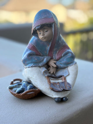Lladro Fish vendor, Gres finish piece by J. Puche, 1985 6.25" tall